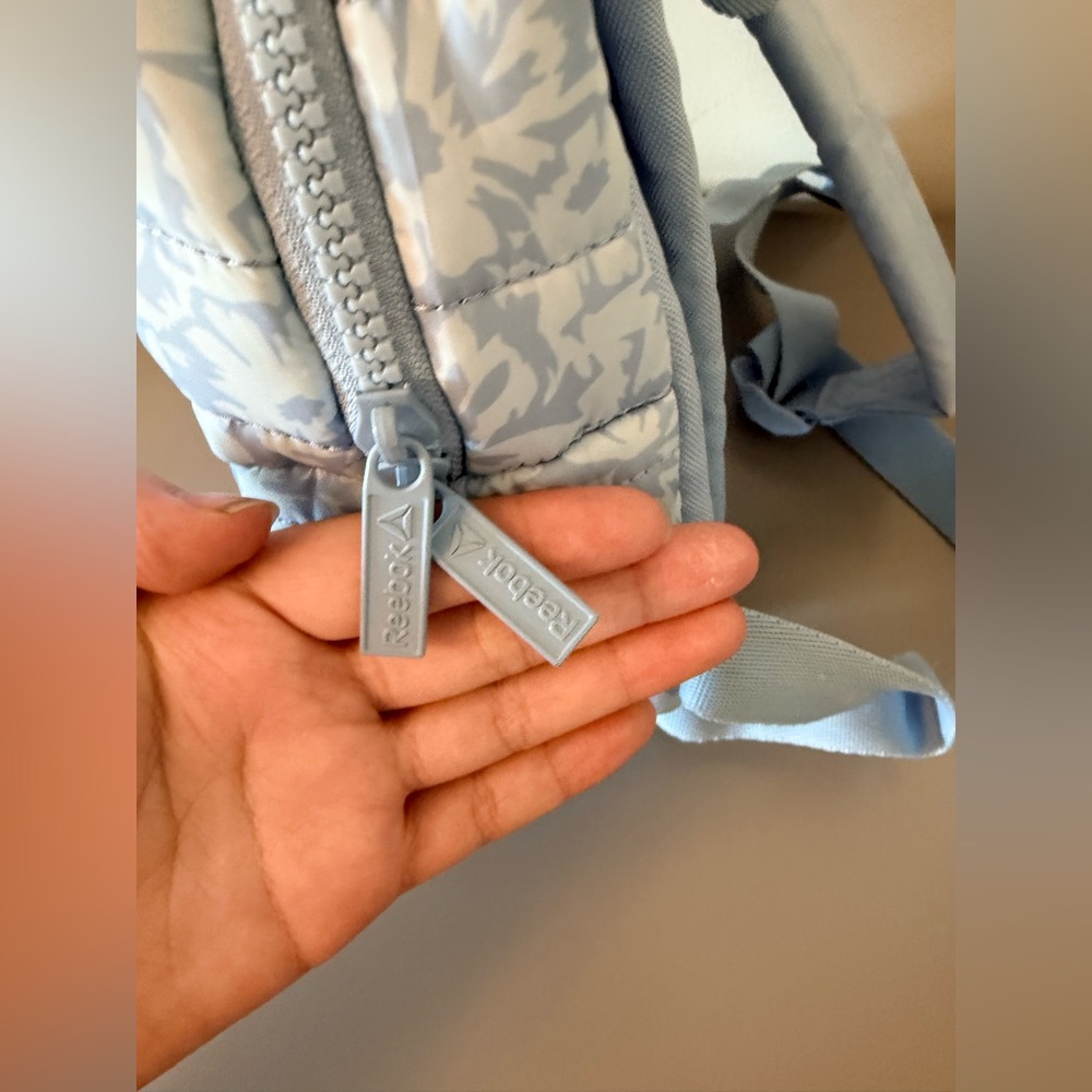 Light blue Reebok backpack - Picture 6 of 13